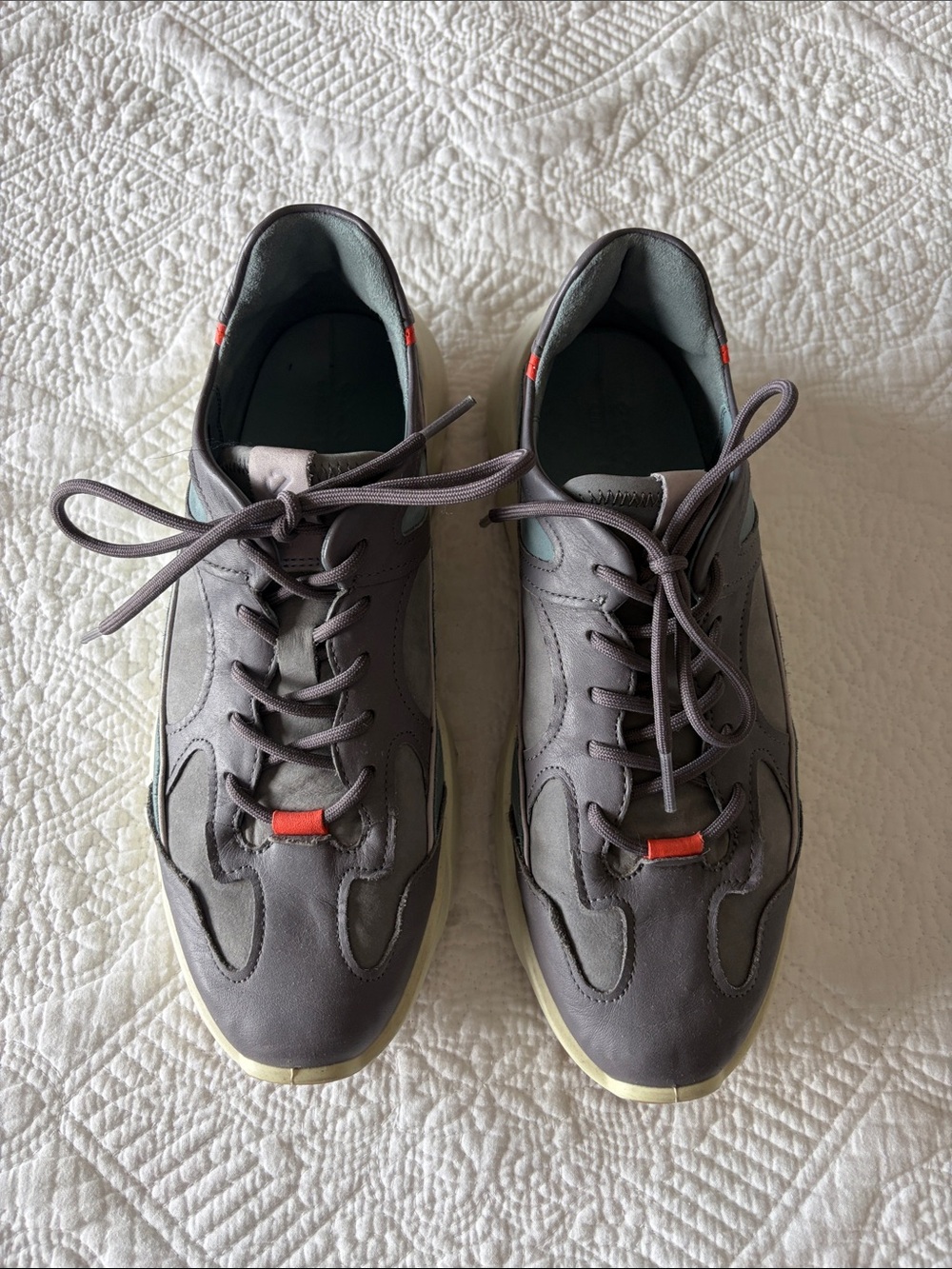 Ecco Women’s Gray Casual Lace-Up Sneakers